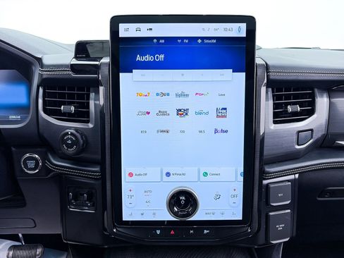 Used 2023 Ford F150 Lightning Platinum image 23