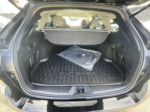 Used 2021 Subaru Outback Premium image 26