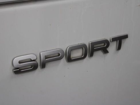 Used 2013 Land Rover Range Rover Sport HSE LUX image 9