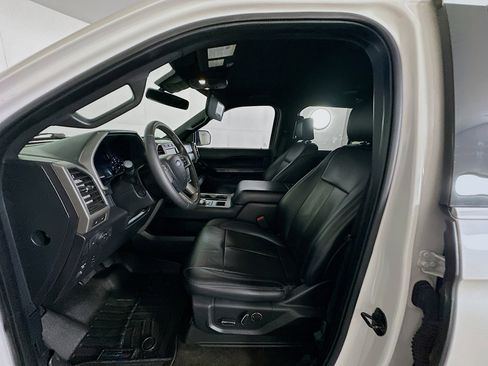 Used 2019 Ford Expedition Max XLT w/ Equipment Group 202A image 13