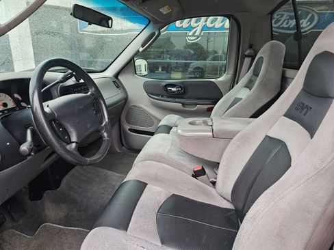 Used 2004 Ford F150 Lightning RWD image 12