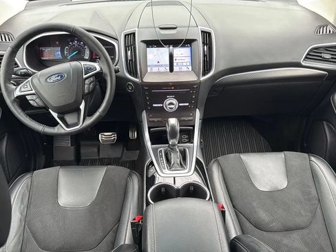Used 2018 Ford Edge Sport w/ Ford Safe & Smart Package image 30