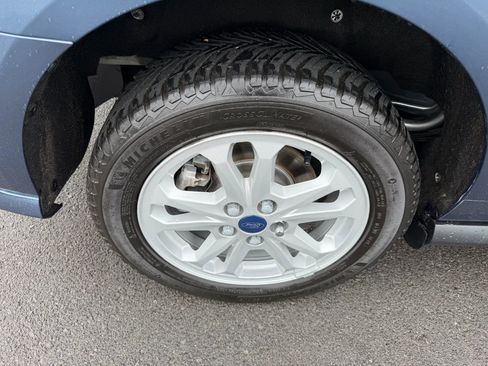 Used 2022 Ford Transit Connect XLT FWD image 21