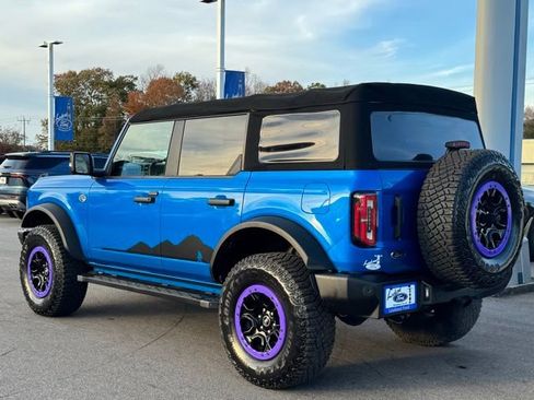 Used 2022 Ford Bronco Wildtrak image 3