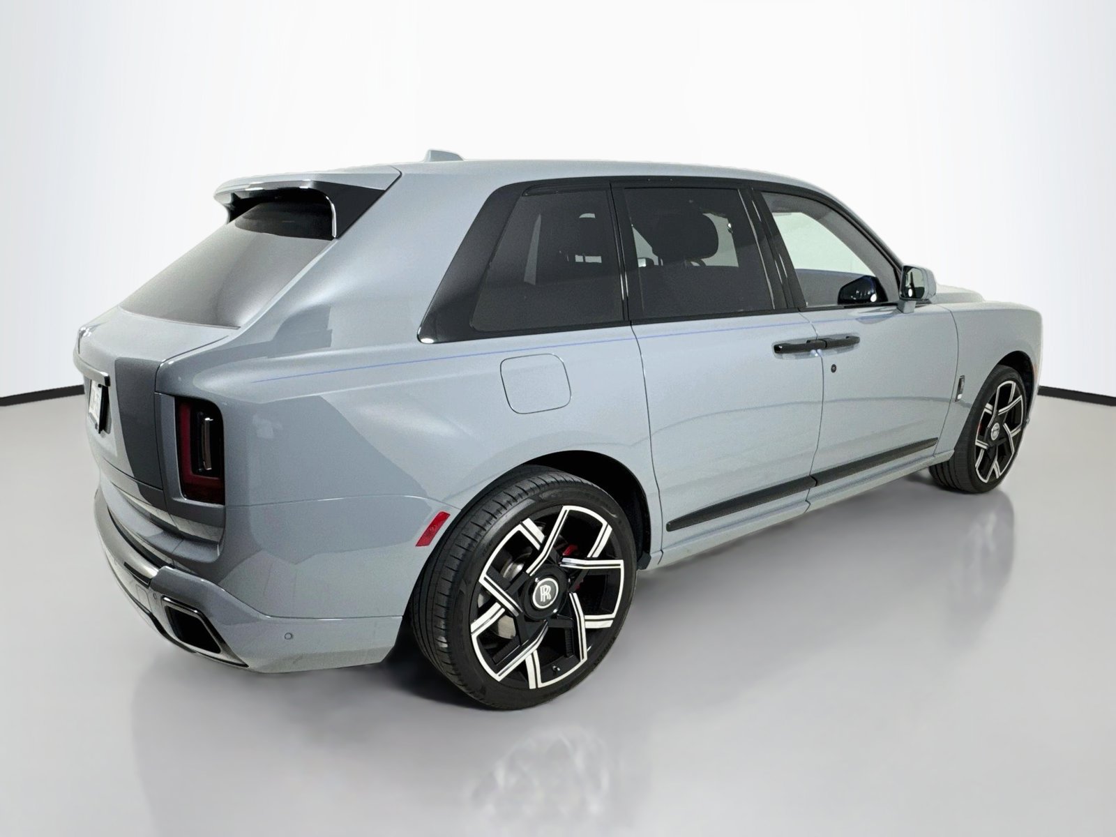 Certified 2025 Rolls-Royce Cullinan Black Badge AWD/4WD image 12