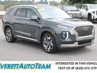 Used 2022 Hyundai Palisade Calligraphy w/ Winter Package image 1