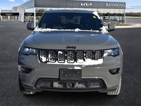 Used 2020 Jeep Grand Cherokee Altitude image 8