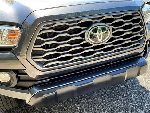 Used 2023 Toyota Tacoma 2WD Double Cab image 34