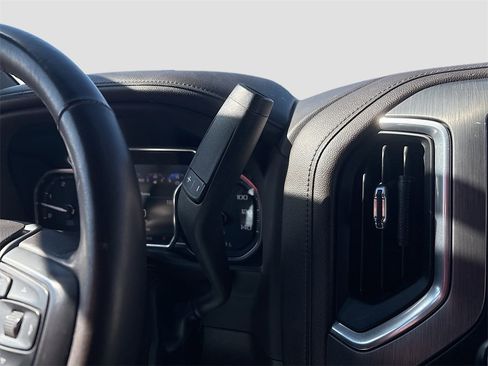 Used 2023 GMC Sierra 2500 Denali w/ Denali Ultimate Package image 17