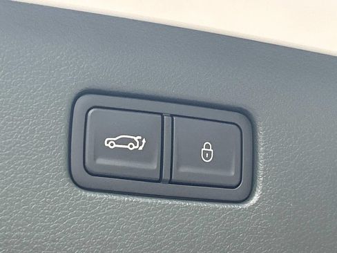 New 2026 Genesis GV80 2.5T RWD image 14