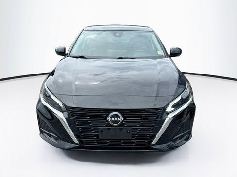 Certified 2024 Nissan Altima 2.5 SL FWD image 2