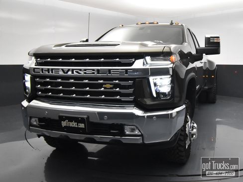 Used 2022 Chevrolet Silverado 3500 LTZ w/ LTZ Convenience Package AWD/4WD image 50