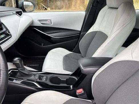 Used 2021 Toyota Corolla XSE image 24