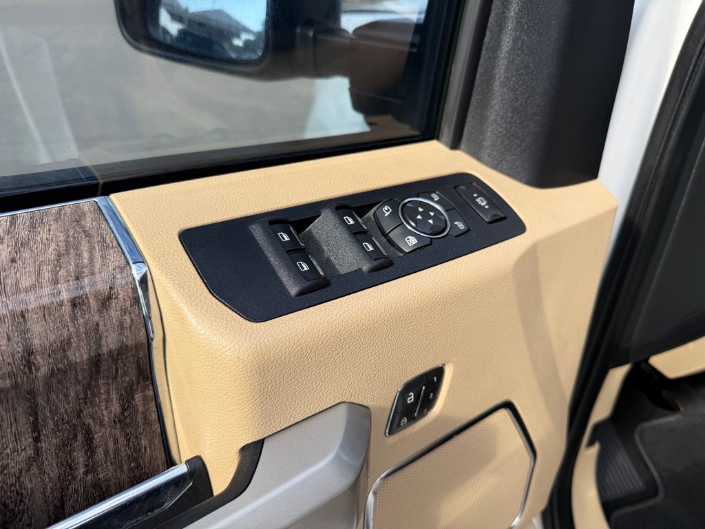 Used 2019 Ford F350 Lariat w/ Lariat Ultimate Package AWD/4WD image 24
