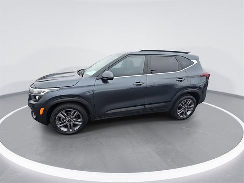 Used 2021 Kia Seltos S image 4