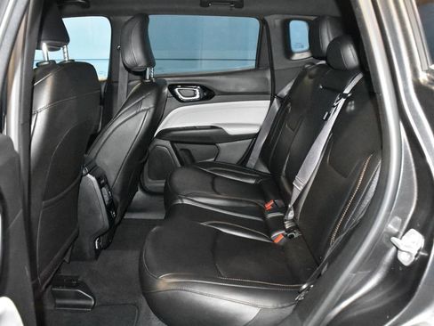 Used 2024 Jeep Compass Limited image 20