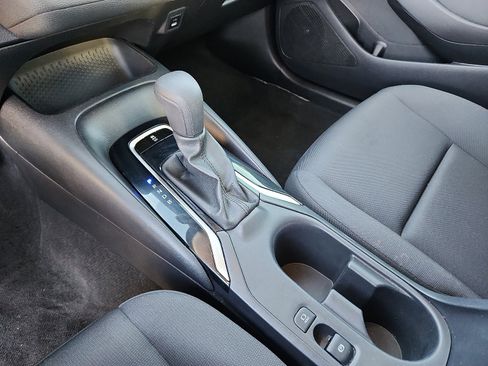 Used 2024 Toyota Corolla LE image 18