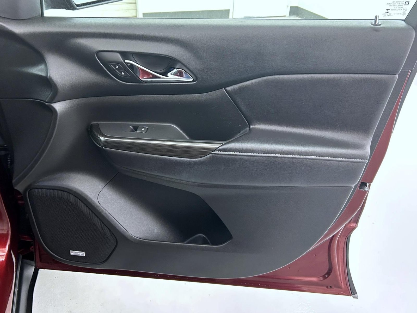 Used 2018 GMC Acadia SLT AWD/4WD image 16