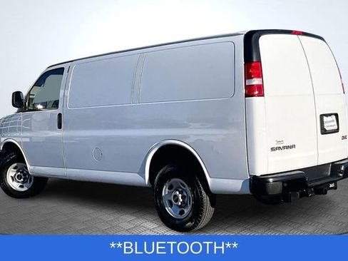Used 2023 GMC Savana 3500 w/ Driver Convenience Package image 5