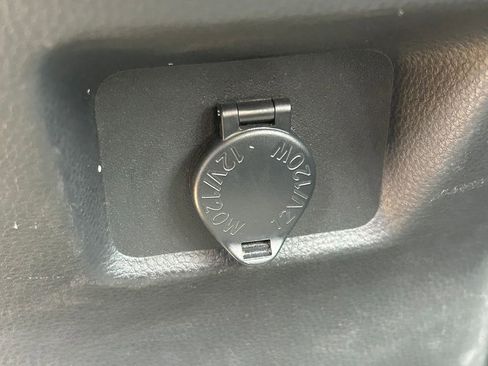 Used 2024 Toyota RAV4 LE image 22