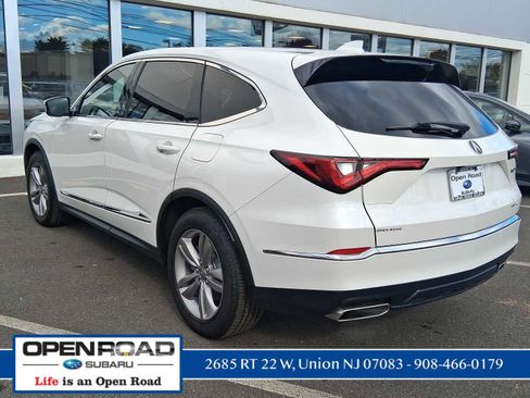 Used 2023 Acura MDX SH-AWD image 6