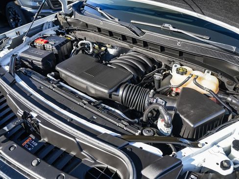 Used 2023 Chevrolet Tahoe LT image 25