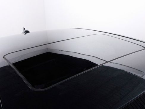 Used 2012 Mercedes-Benz E 350 4MATIC Sedan image 57