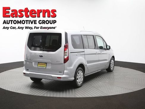 Used 2022 Ford Transit Connect XLT FWD image 38