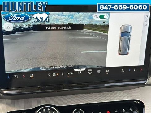 Used 2025 Ford Expedition Active AWD/4WD image 38
