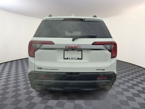 Used 2023 GMC Acadia AT4 image 5