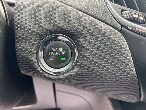 Used 2019 Chevrolet Cruze LT w/ Convenience Package image 16