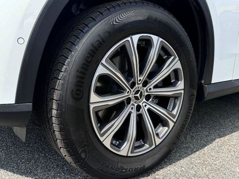 Used 2023 Mercedes-Benz GLC 300 4MATIC image 15