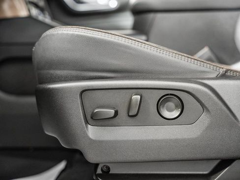 Used 2022 Chevrolet Tahoe High Country image 33