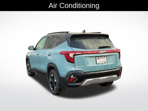 Used 2025 Kia Seltos S image 6