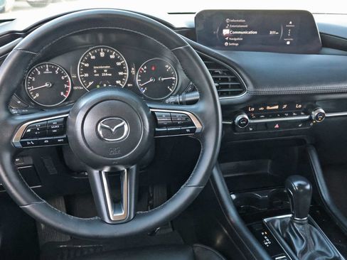 Used 2025 MAZDA MAZDA3 s FWD image 17