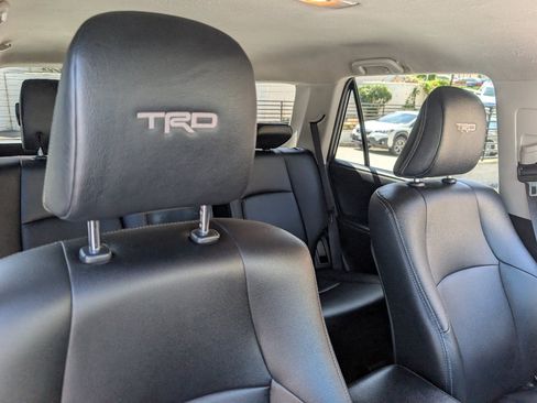 Used 2022 Toyota 4Runner TRD Sport w/ Technology Package AWD/4WD image 3