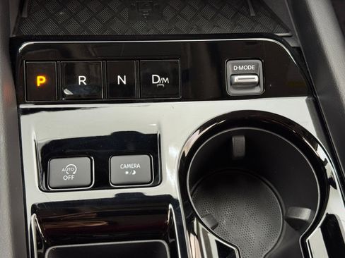 Used 2025 Nissan Murano SV image 27