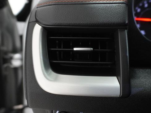 Used 2020 GMC Terrain SLE FWD image 13