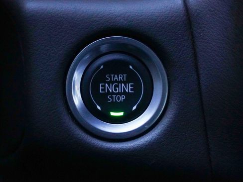 Used 2024 Chevrolet Tahoe Z71 w/ Luxury Package image 19