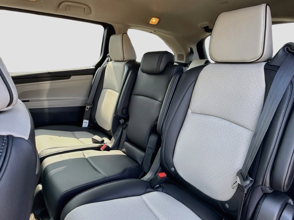 New 2027 Honda Odyssey Elite image 23