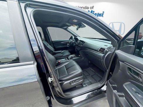 Certified 2023 Honda Passport TrailSport image 32