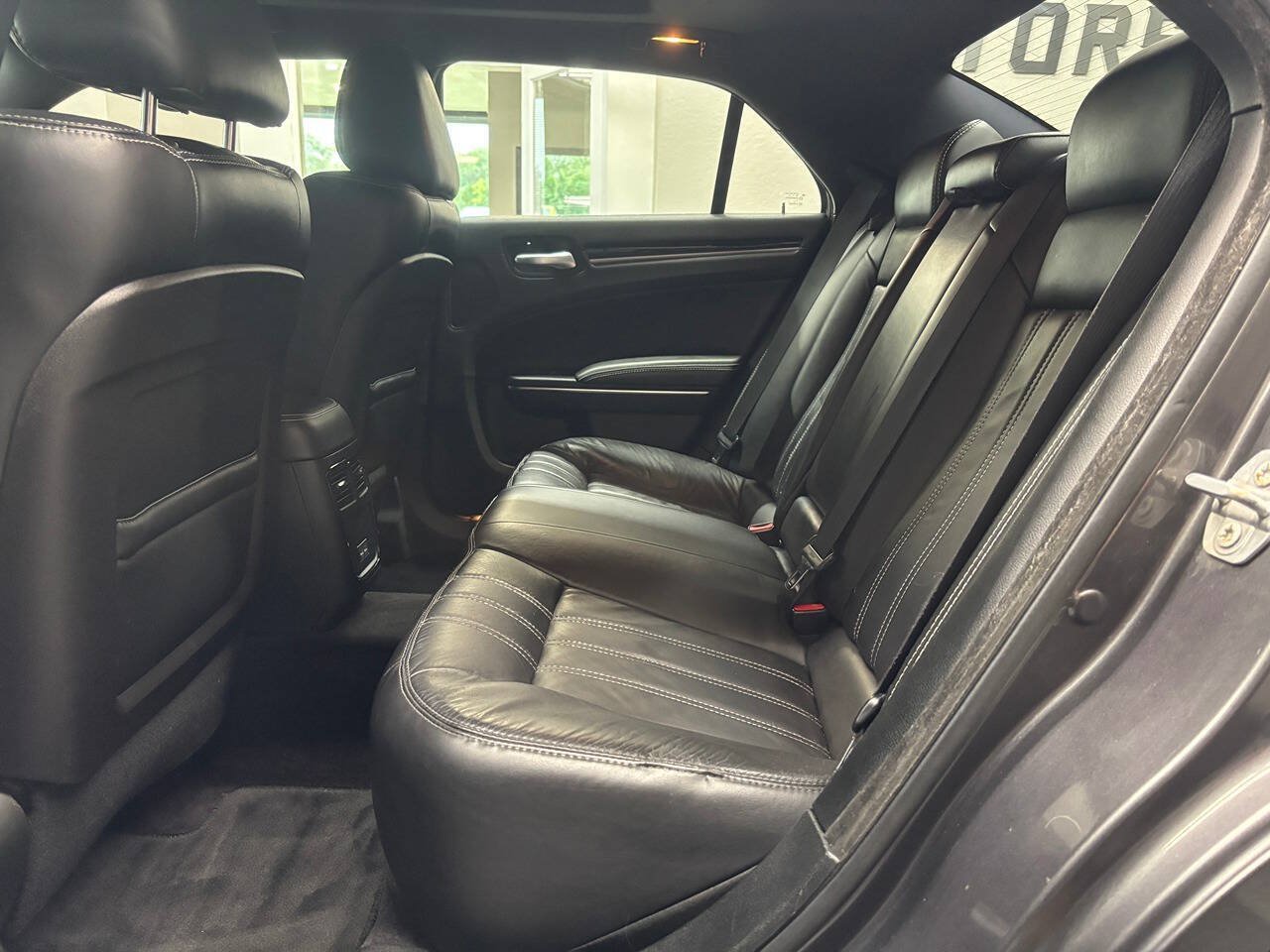 Used 2017 Chrysler 300 S w/ 300S Premium Group AWD/4WD image 20