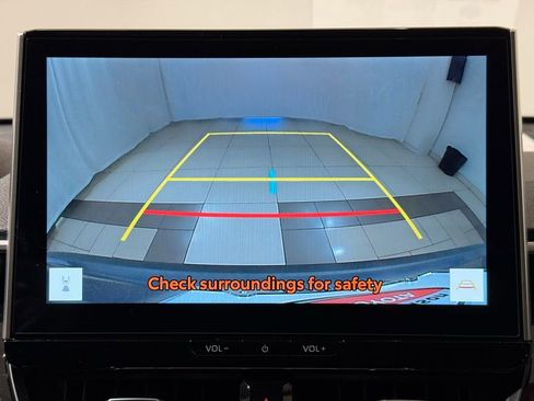 Certified 2026 Toyota Corolla Cross XLE w/ Convenience Package image 29