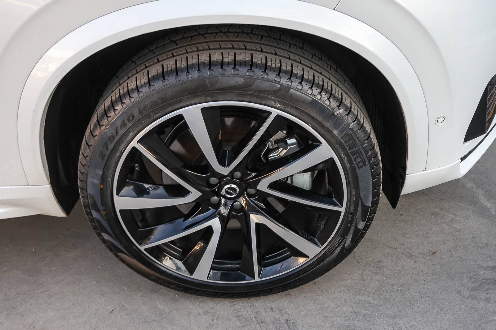 Used 2023 Volvo XC90 T8 Ultimate w/ Protection Package Premier AWD/4WD image 14