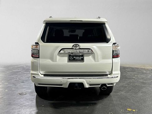 Used 2023 Toyota 4Runner Limited AWD/4WD image 4