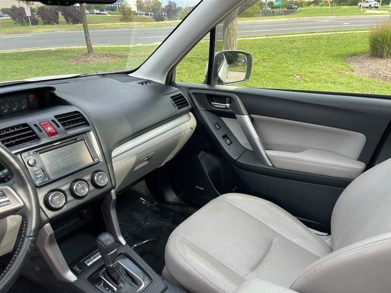 Used 2015 Subaru Forester 2.5i Touring w/ Eyesight & Navigation System AWD/4WD image 83