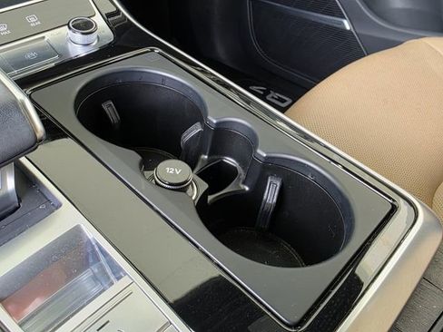 Used 2021 Audi Q7 3.0T Prestige image 27