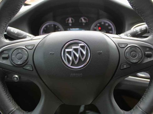 Used 2018 Buick Enclave Premium w/ Experience Buick Package image 17