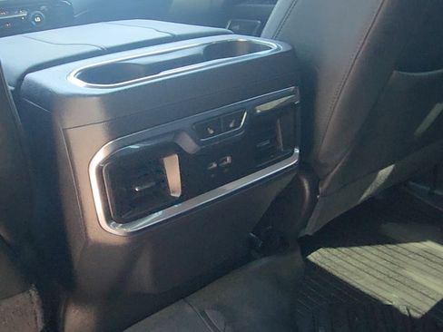 Used 2025 Chevrolet Silverado 1500 LTZ AWD/4WD image 23