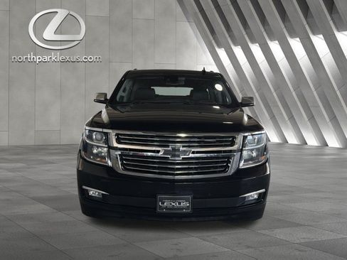 Used 2018 Chevrolet Suburban Premier AWD/4WD image 27